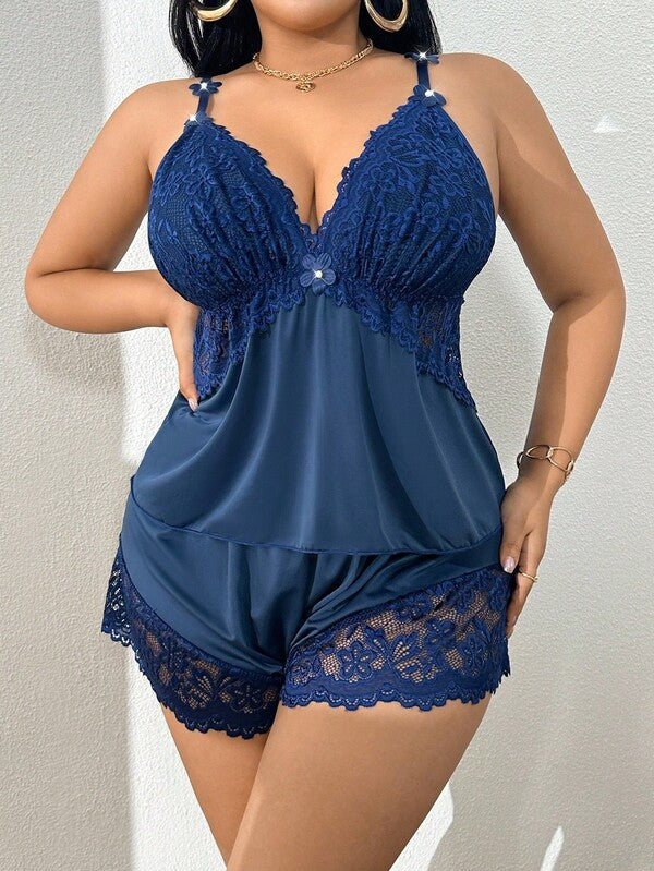 Women’s Plus Size Lace Cami & Shorts Pyjama Set