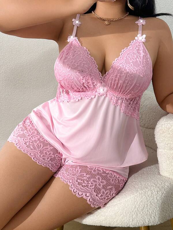 Women’s Plus Size Lace Cami & Shorts Pyjama Set